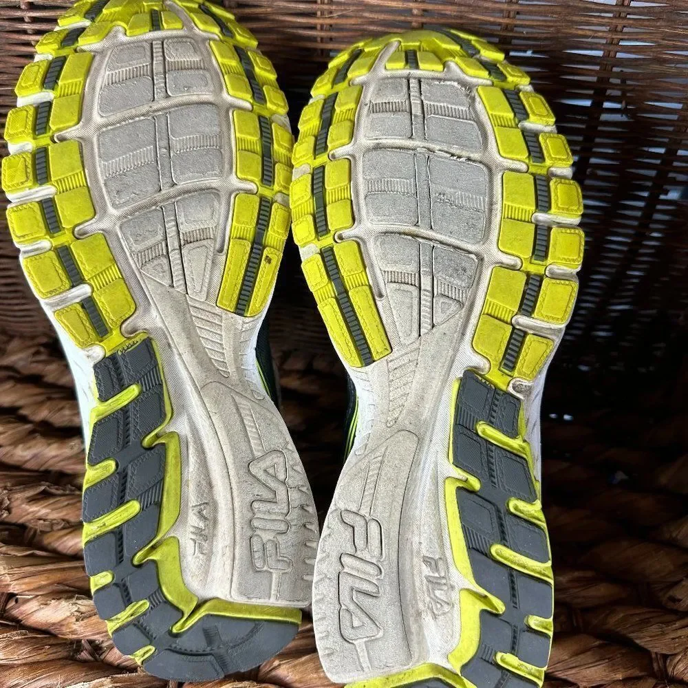 Fila‎ Women's Multicolor Running & Jogging Shoes Size 9.5
